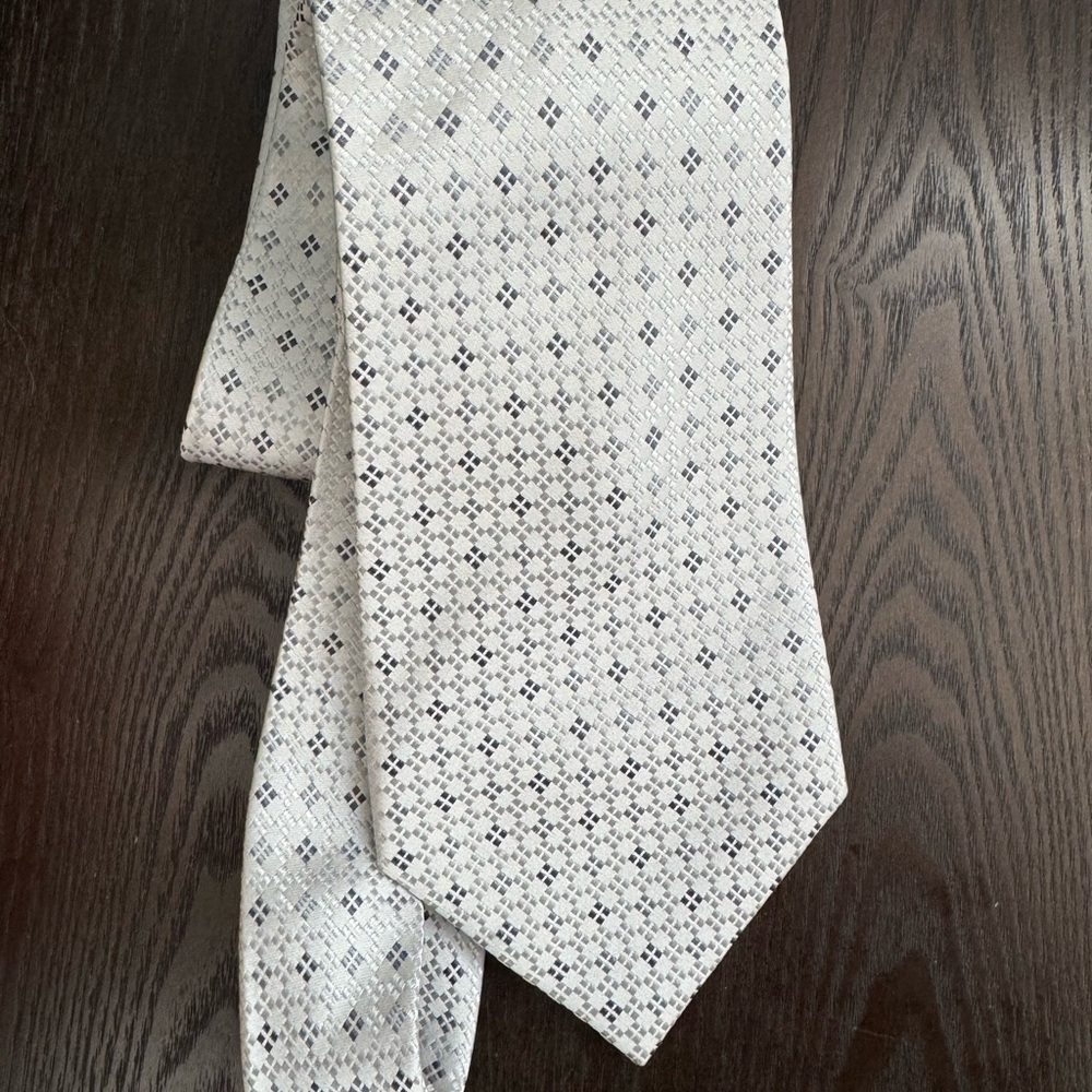 Sean John 100% Silk Handmade Tie